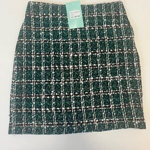 La Cite plaid green skirt.